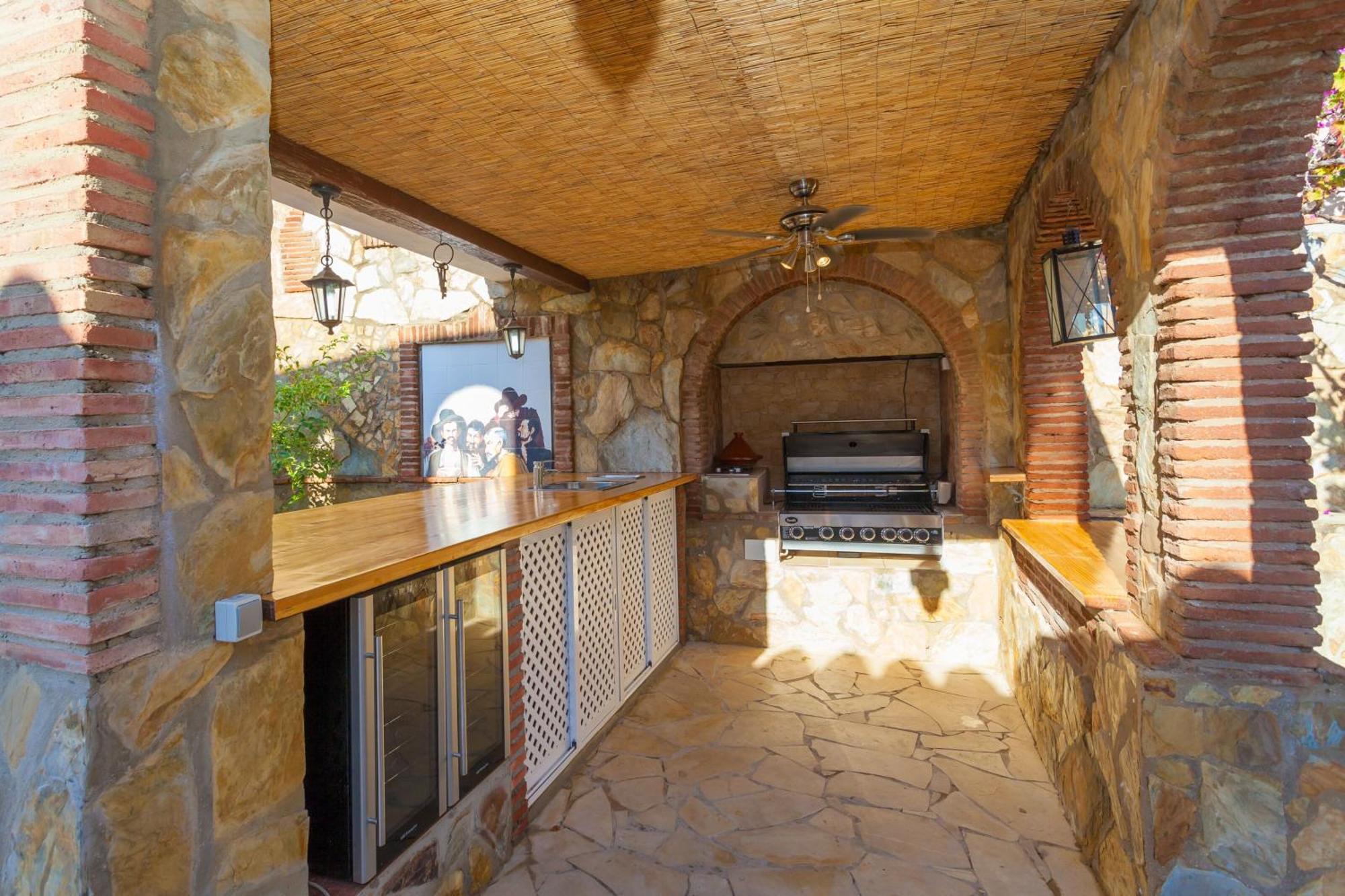 Summer Offers! Fabulous Luxury Villa Near The Beach Sleeps 8 Benalmádena Buitenkant foto