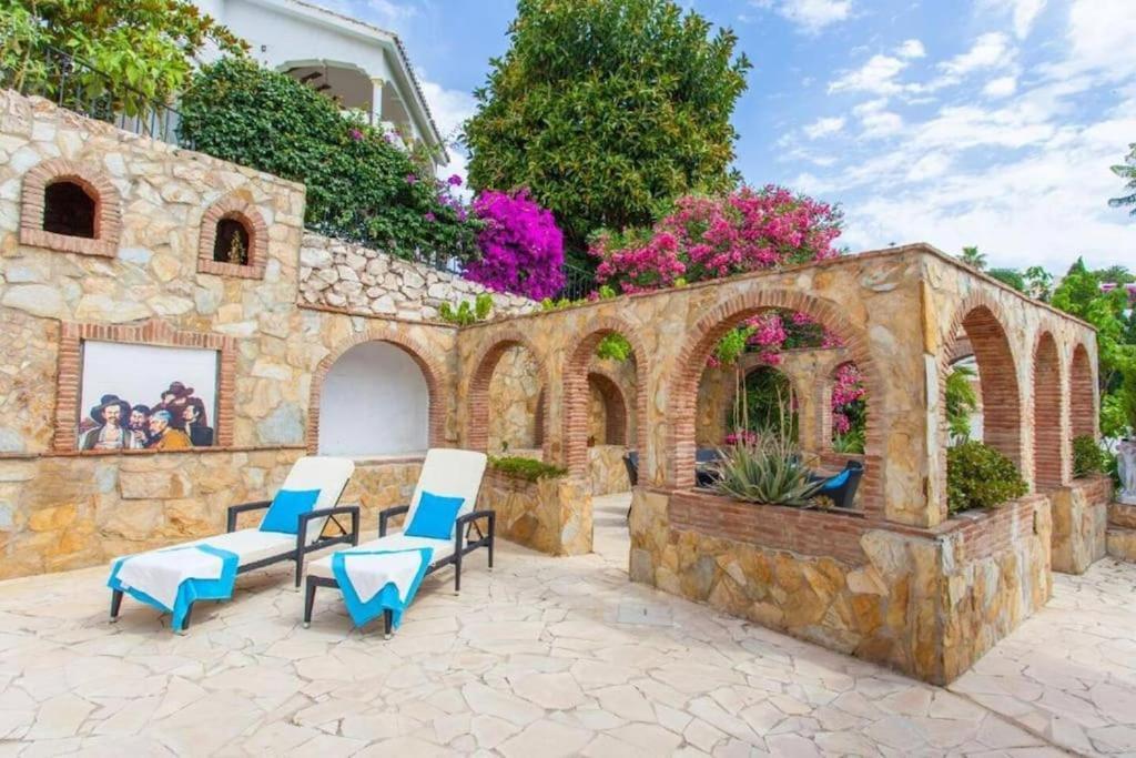Summer Offers! Fabulous Luxury Villa Near The Beach Sleeps 8 Benalmádena Buitenkant foto