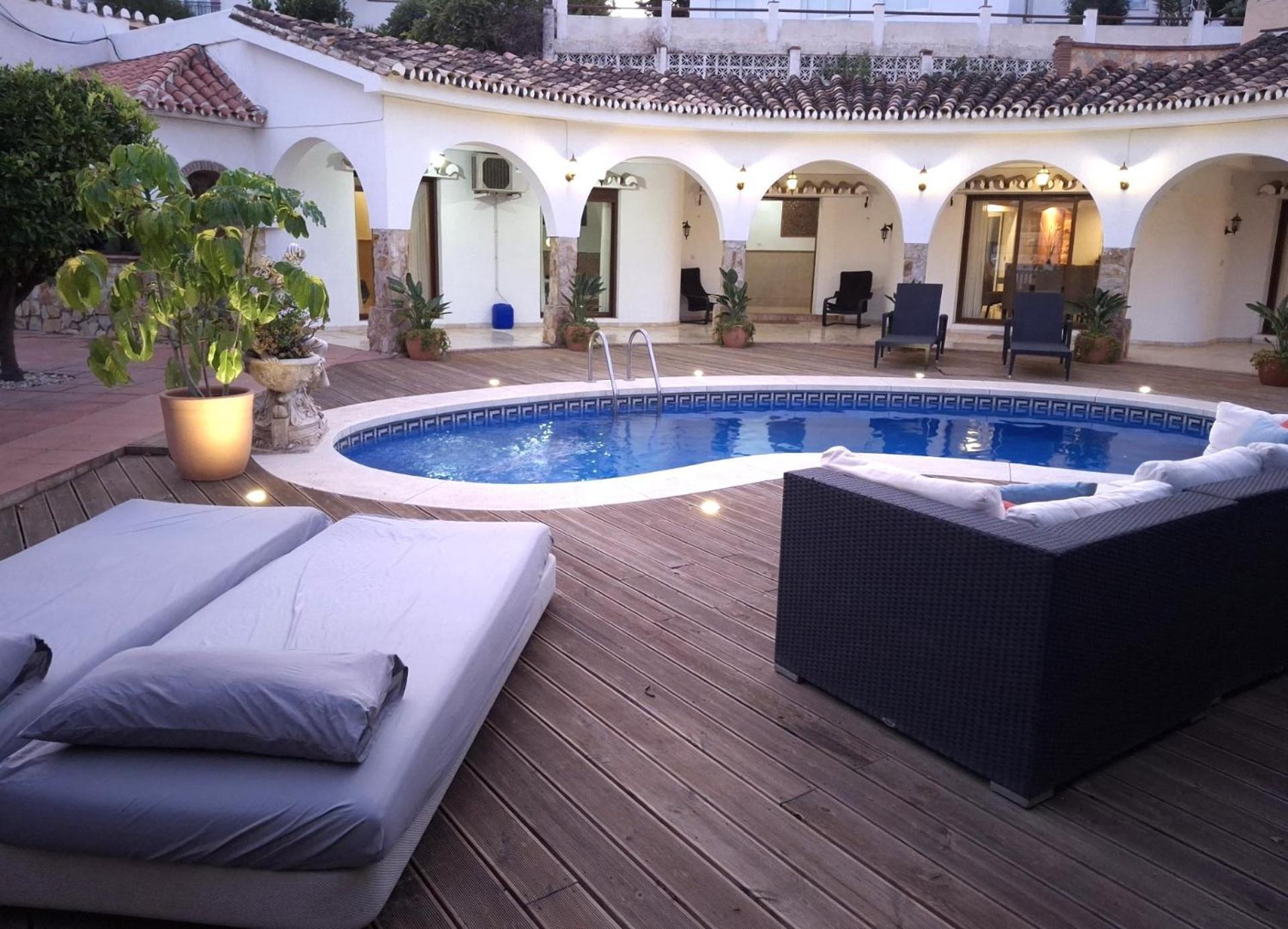 Summer Offers! Fabulous Luxury Villa Near The Beach Sleeps 8 Benalmádena Buitenkant foto