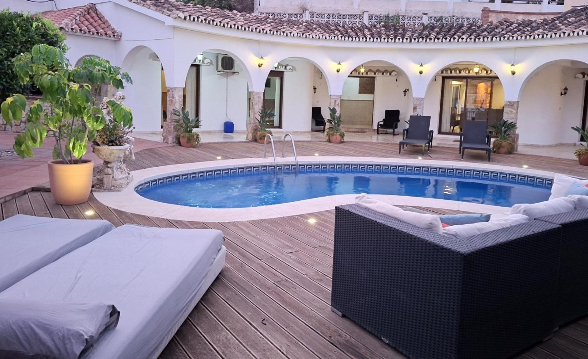 Summer Offers! Fabulous Luxury Villa Near The Beach Sleeps 8 Benalmádena Buitenkant foto